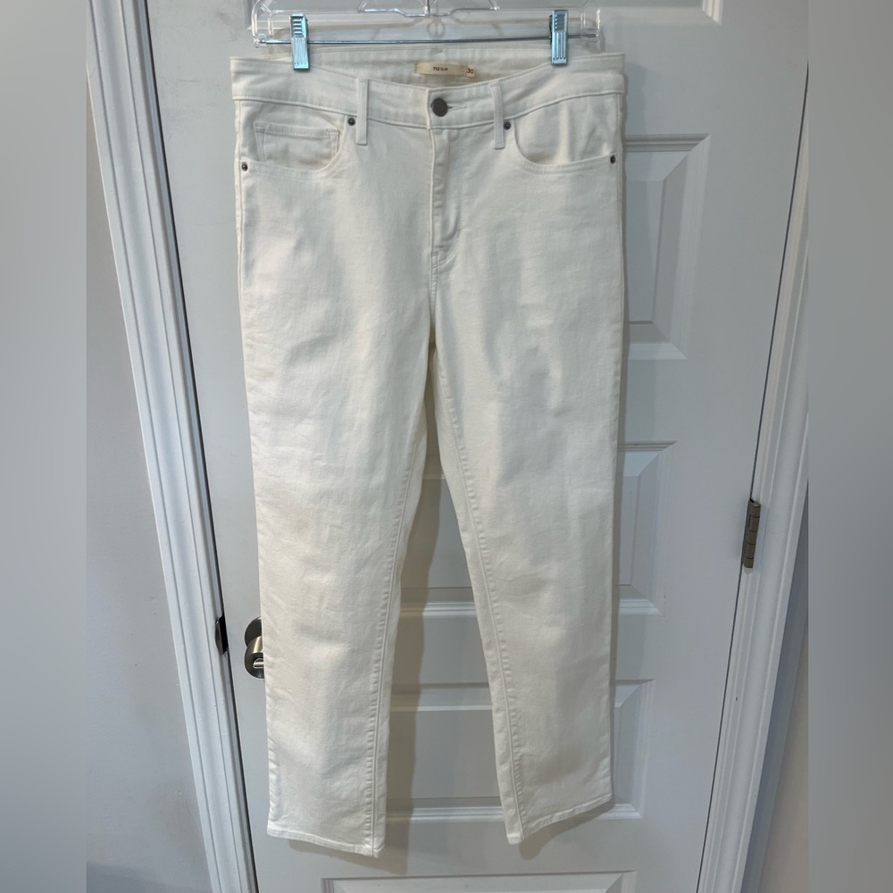 Levi’s 712 Slim White Jeans Women’s Stretch Mid-rise‎ Size 30x30 (32x29)